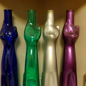 4 Collectable Cat Bottles